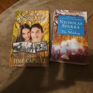 2 Romance Books The Wedding (Softback) & The Time Capsule (Hardback) (B-L)